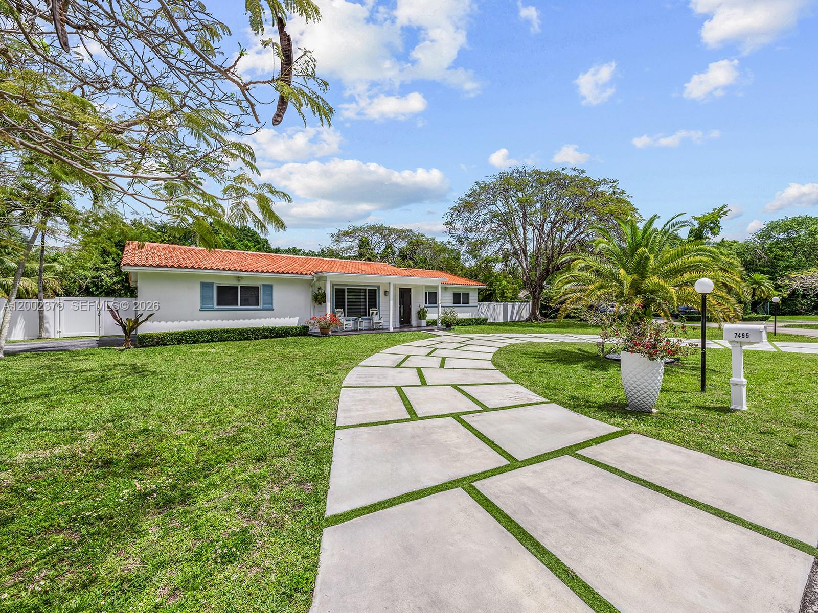 WINDSOR PARK ESTS - Residential