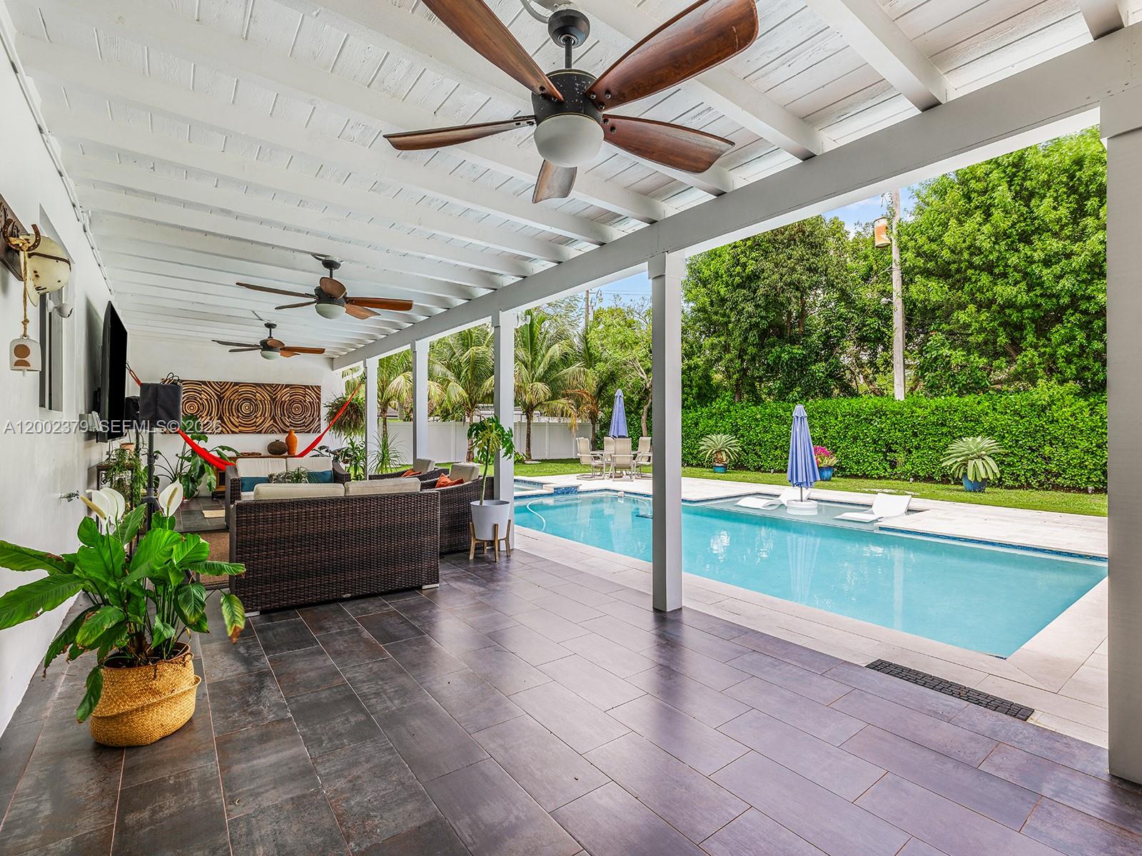 WINDSOR PARK ESTS - Residential