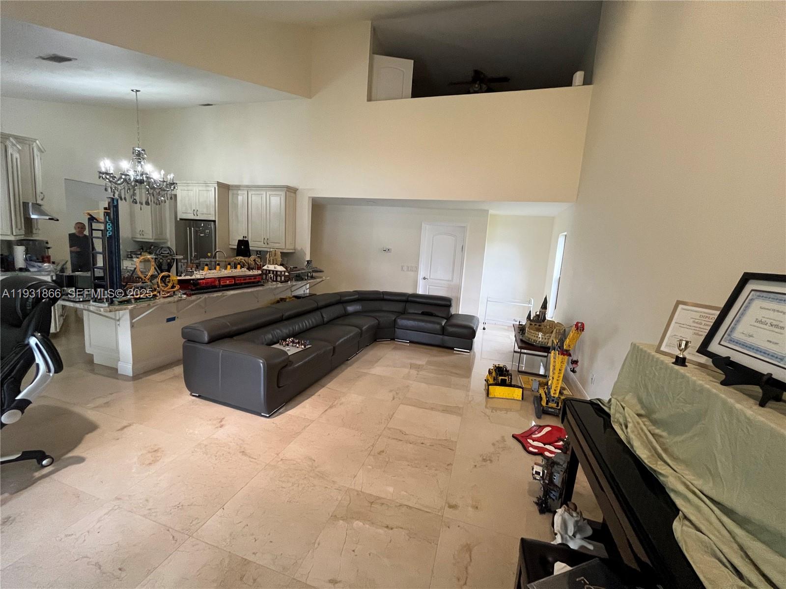 COUNTRY ADDRESS ENCORE - Residential