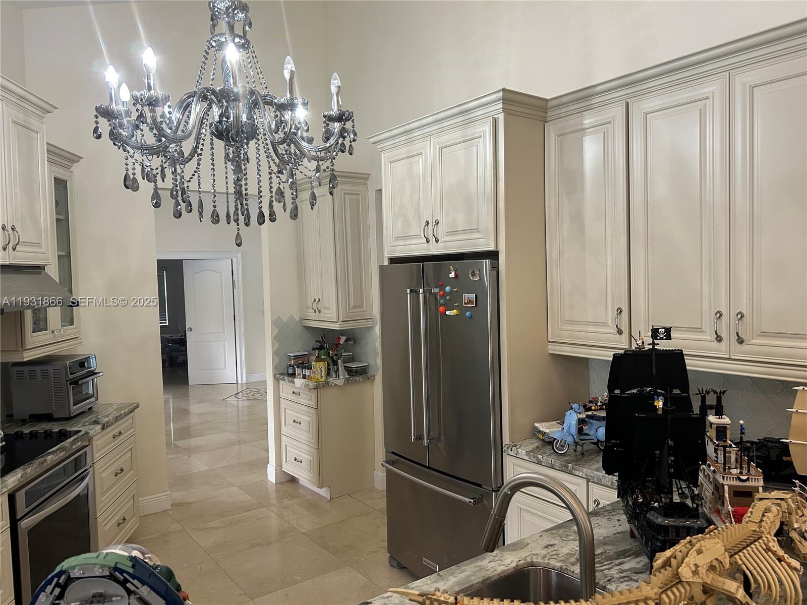 COUNTRY ADDRESS ENCORE - Residential