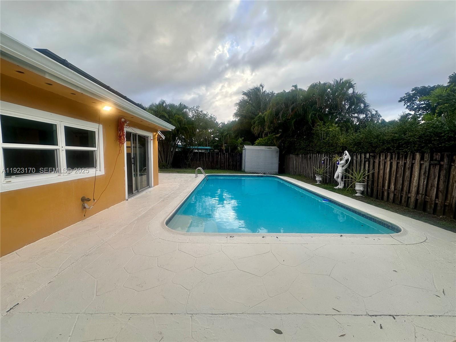 GUARDIAN ESTATES - Residential