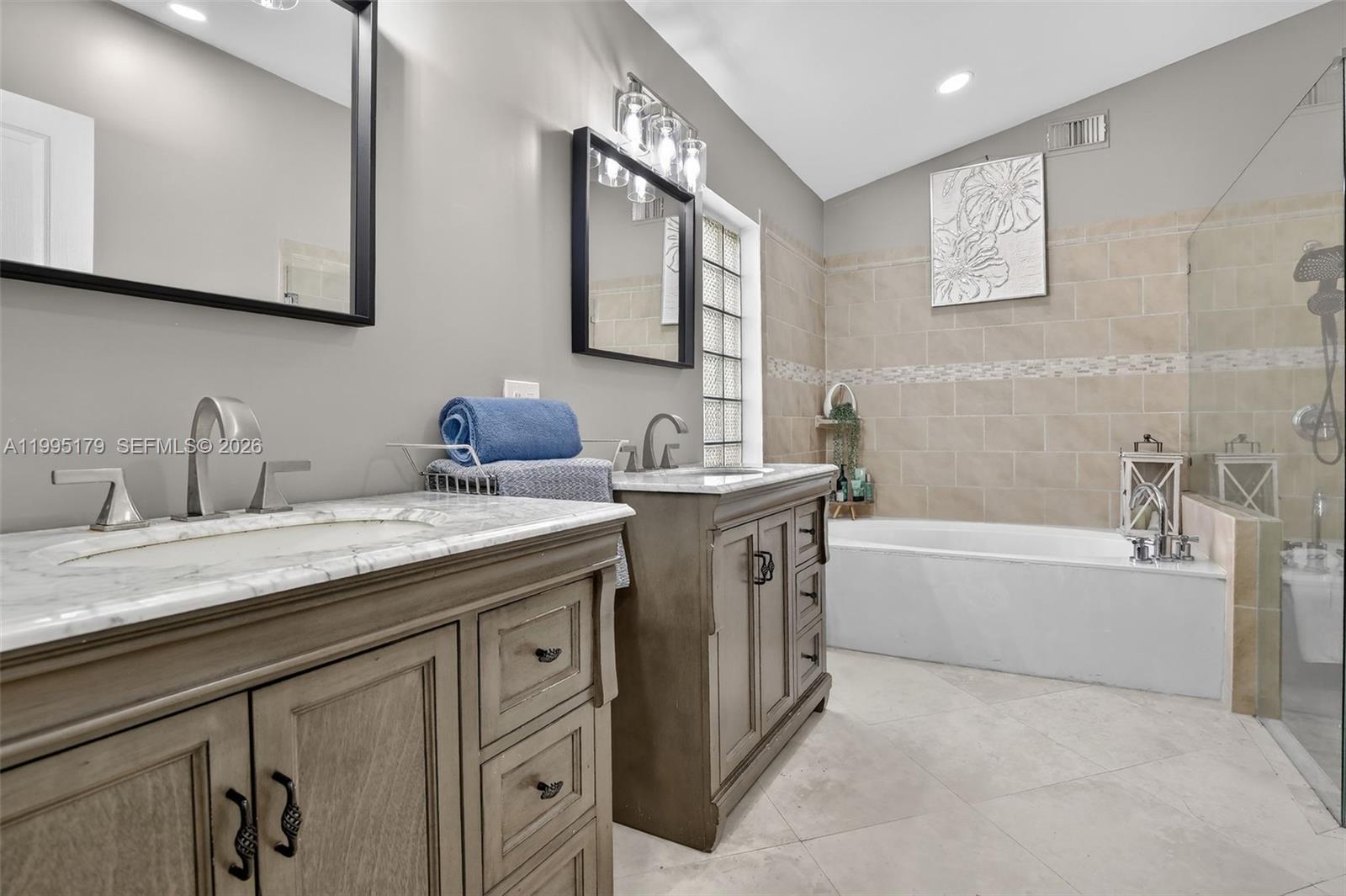 SILVER LAKES AT PEMBROKE - Residential