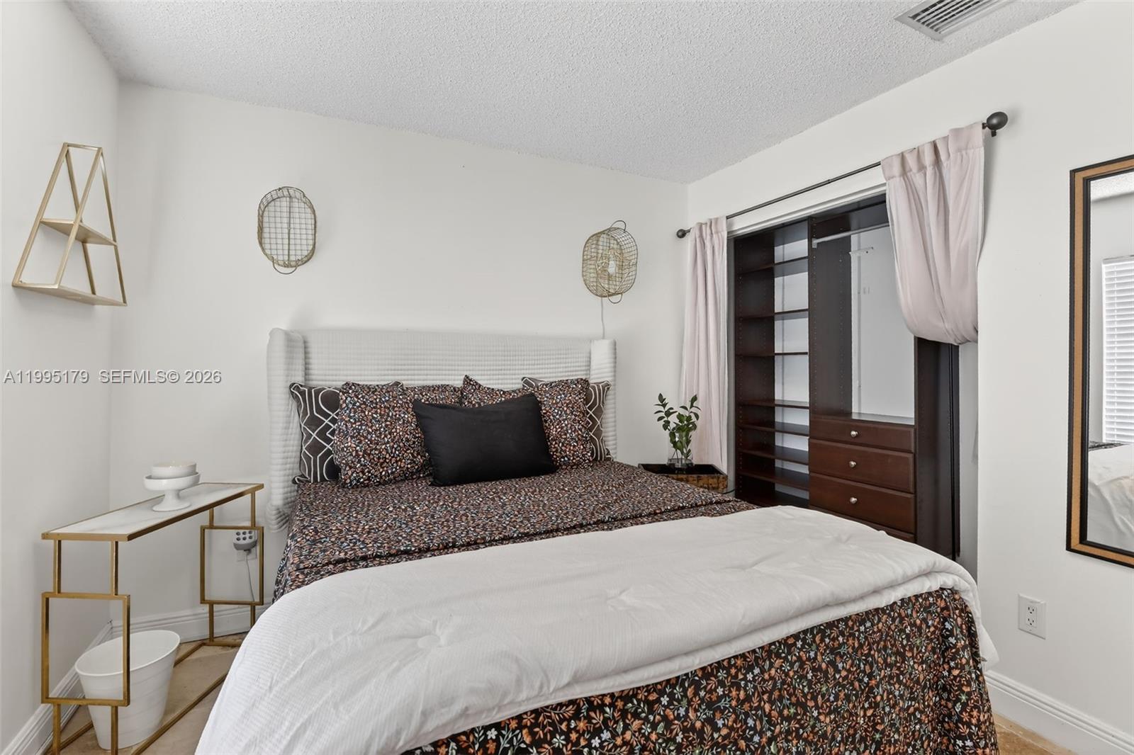 SILVER LAKES AT PEMBROKE - Residential