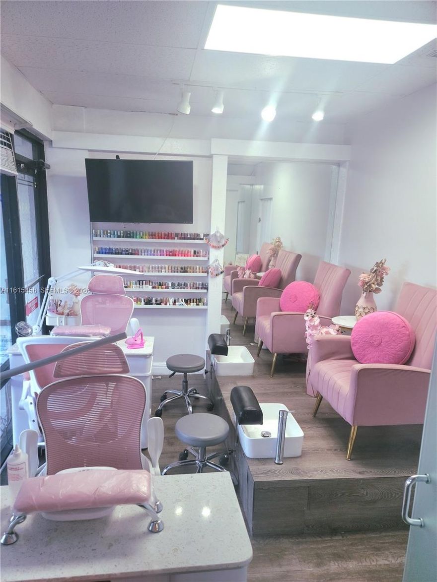 FULL SERVICE HAIR SALON FOR SALE IN HOLLYWOOD,FL.  Fantastic opportunity to own a beauty salon with low rent water is included it.  *6 Hair Stations, 2 Manicures & Pedicures, 1 kitchen, 1 bathroom, 1 Microblading & Massage room a 5 start google rate salon. Ample parking space near to Hard Rock Cafe retail Shopping Center.
Sold *AS IS*, Asset sale only included: FURNITURE,LEASE,AND HAIR PRODUCT INVENTORY.  
 LAND & CORPORATION IS NOT FOR SALE.  Confidentiality agreement required prior to showing. Strong financial required for landlords approval.  Pls do not talk to employee as they are not aware of sale.