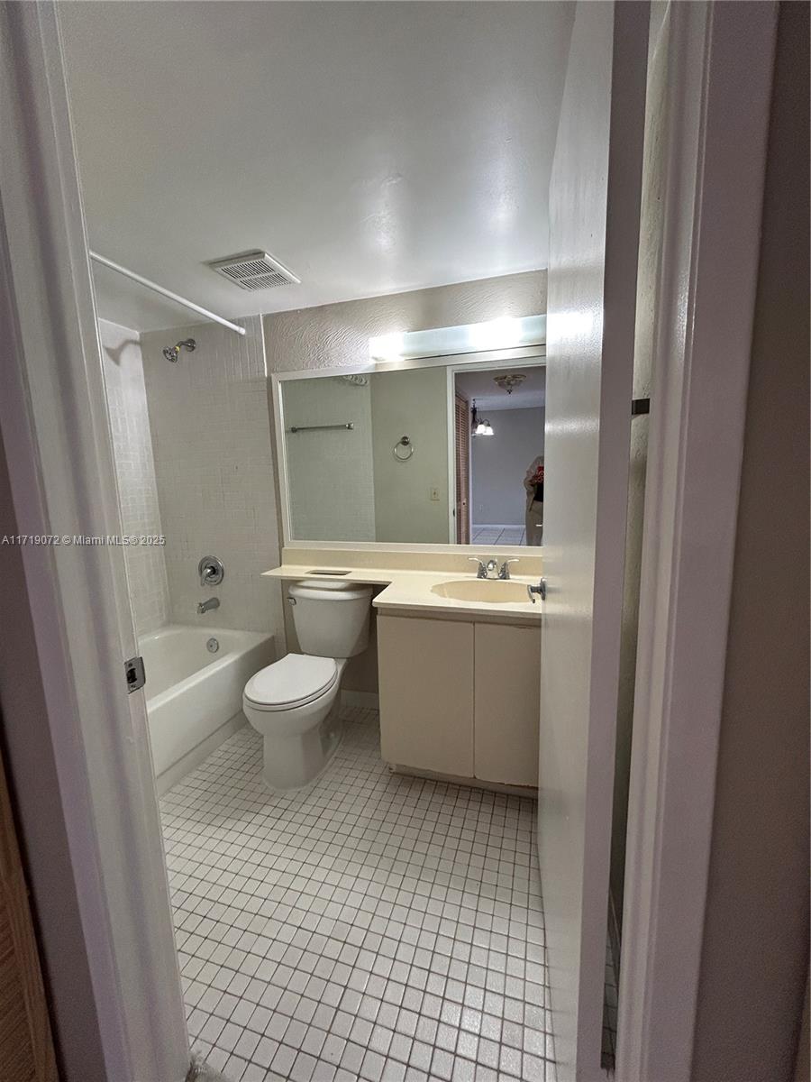 ¤WEST FONTAINE CONDO - Residential Lease