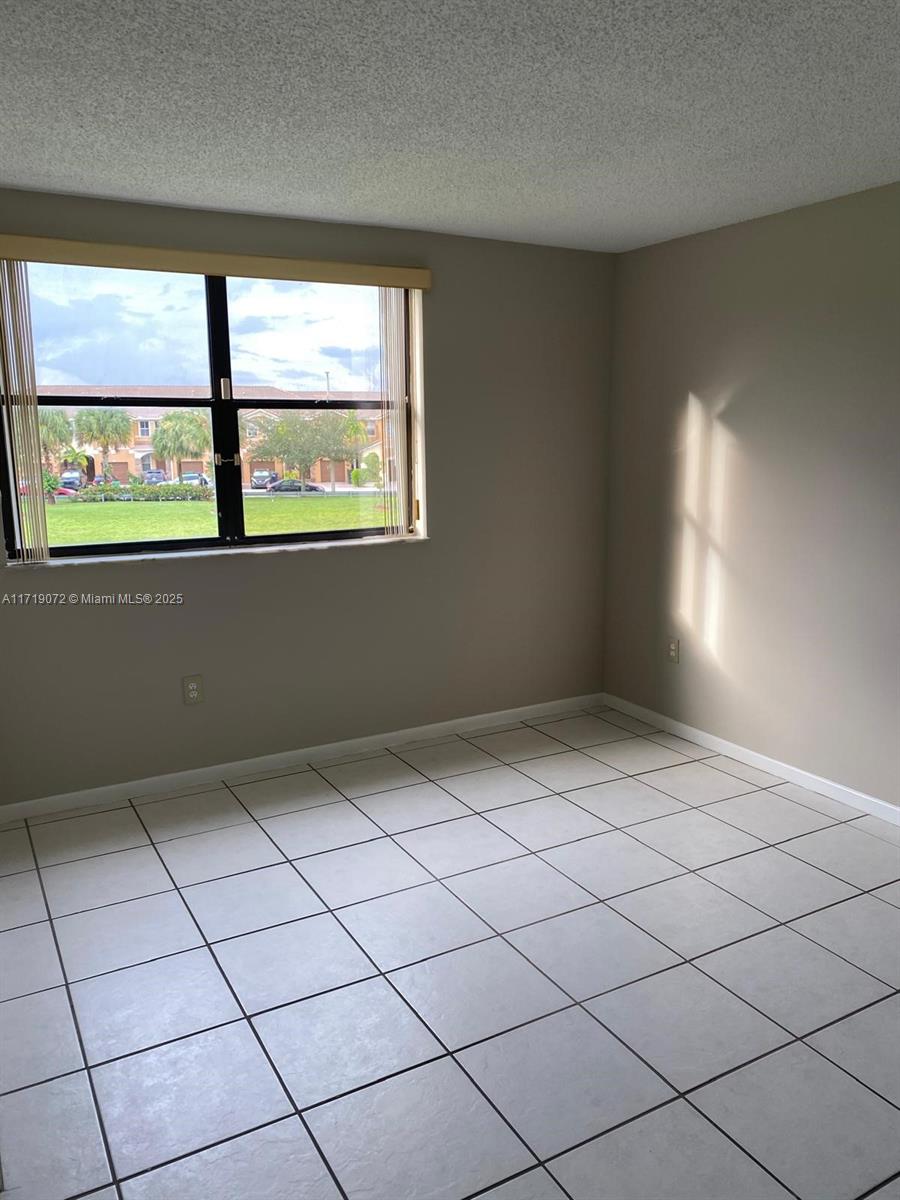 ¤WEST FONTAINE CONDO - Residential Lease