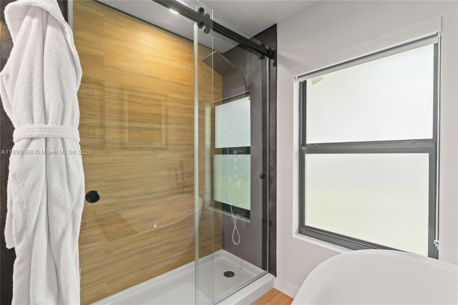 JACARANDA LAKES SECTION T - Residential