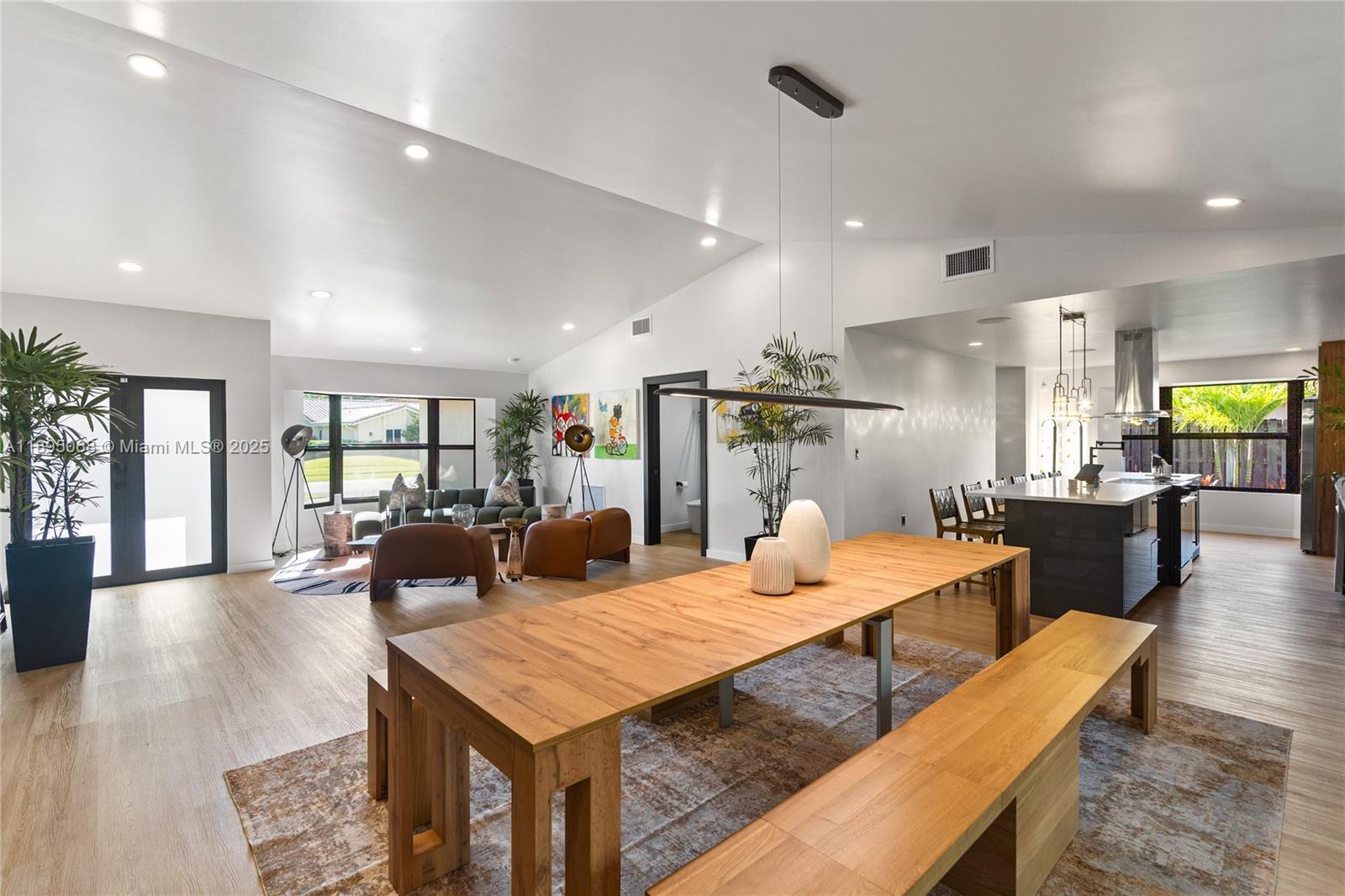 JACARANDA LAKES SECTION T - Residential
