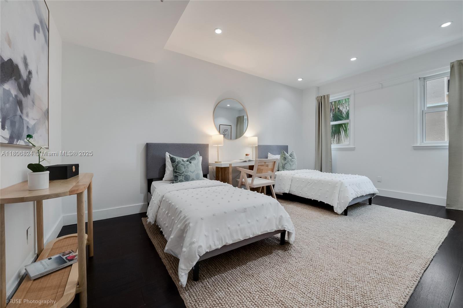 DEERING BAY CONDO II - Residential