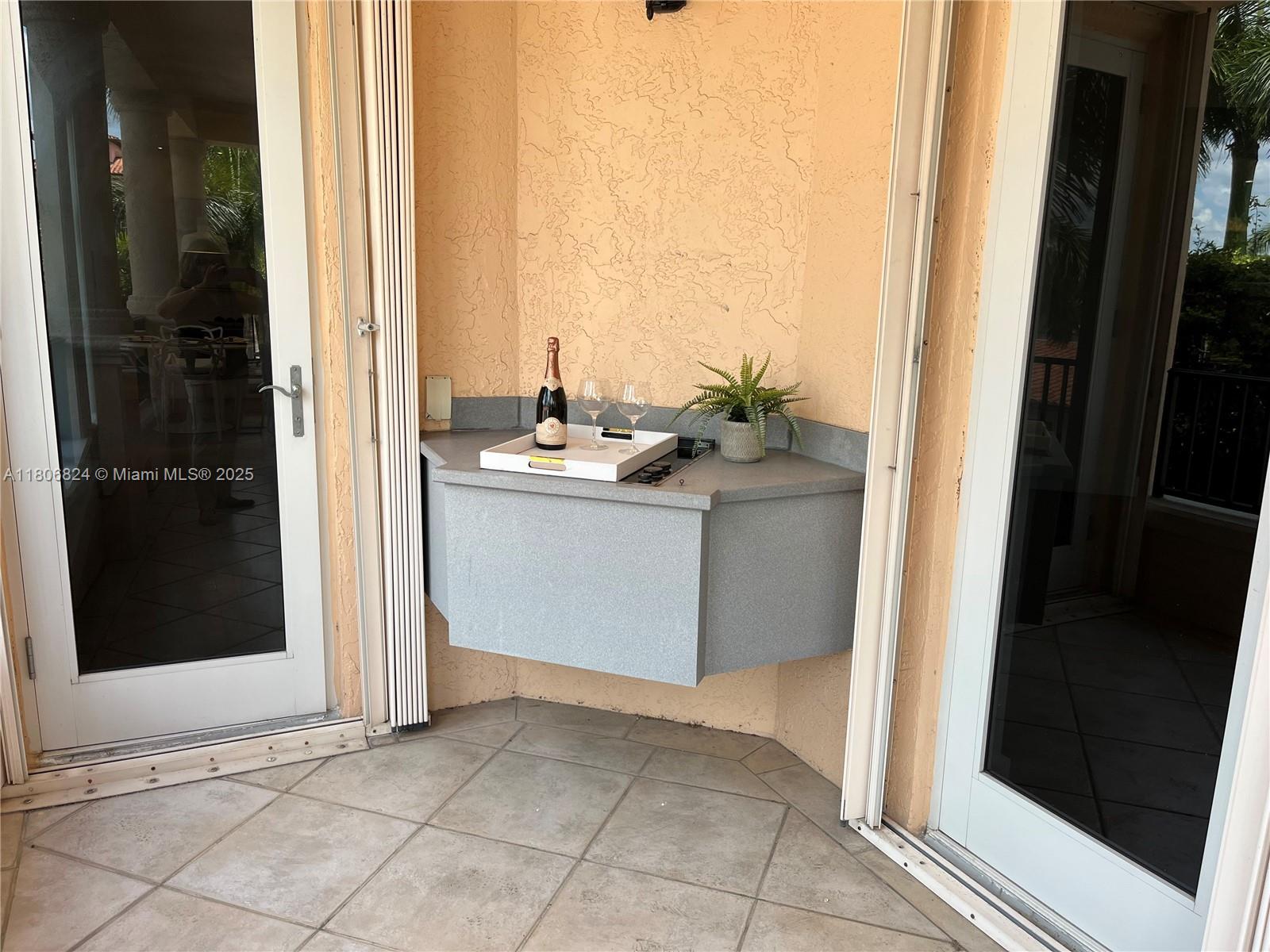 DEERING BAY CONDO II - Residential