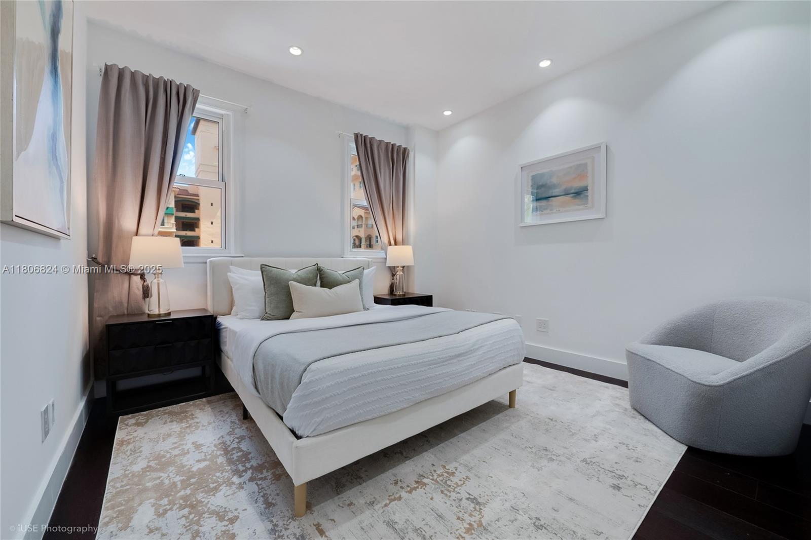 DEERING BAY CONDO II - Residential