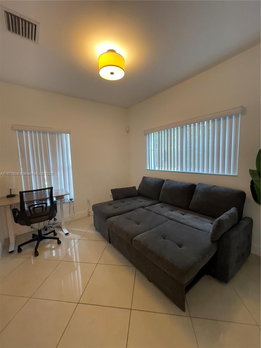 SEACREST ISLES 1 ADD - Residential Lease