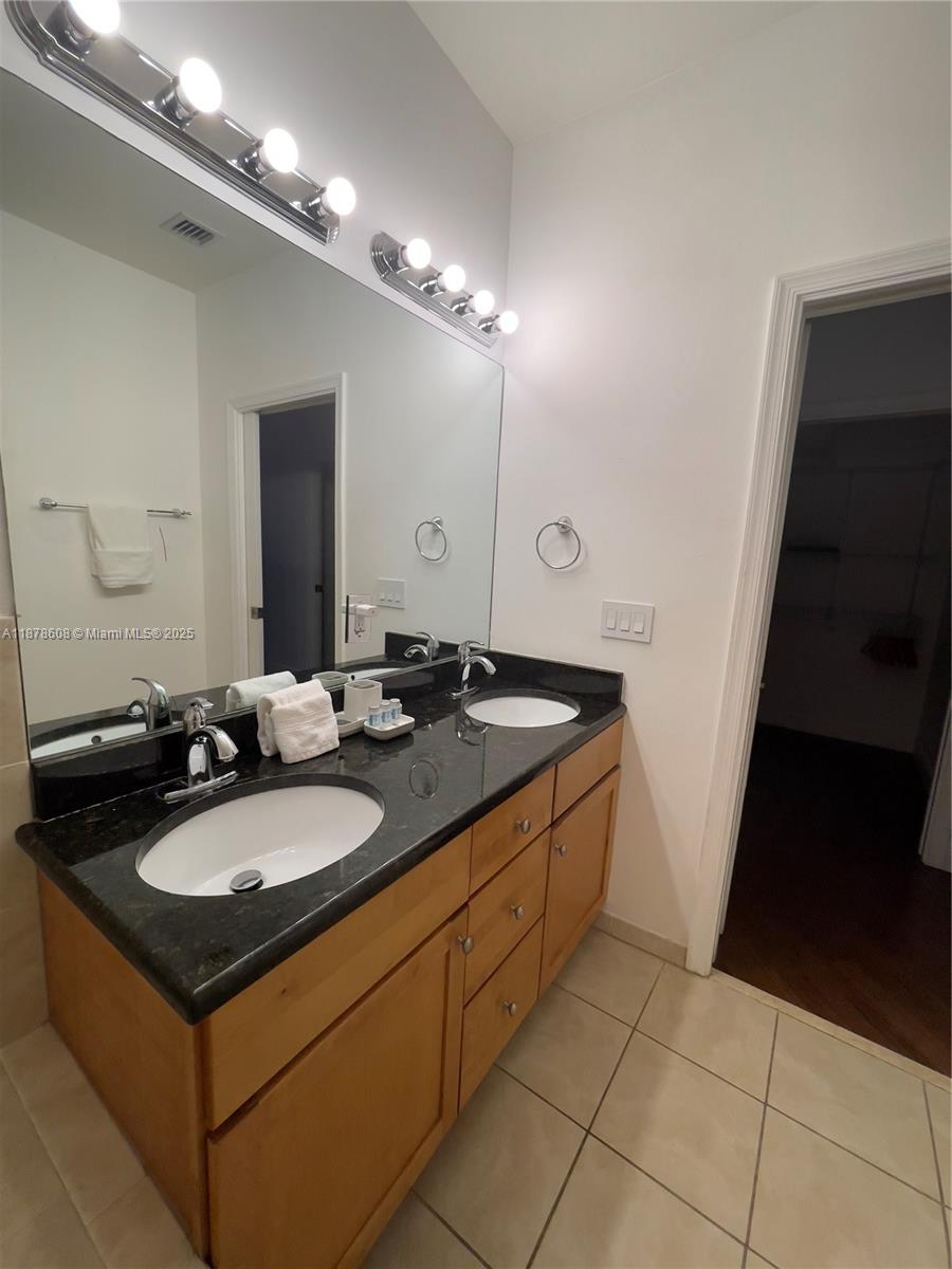 SEACREST ISLES 1 ADD - Residential Lease
