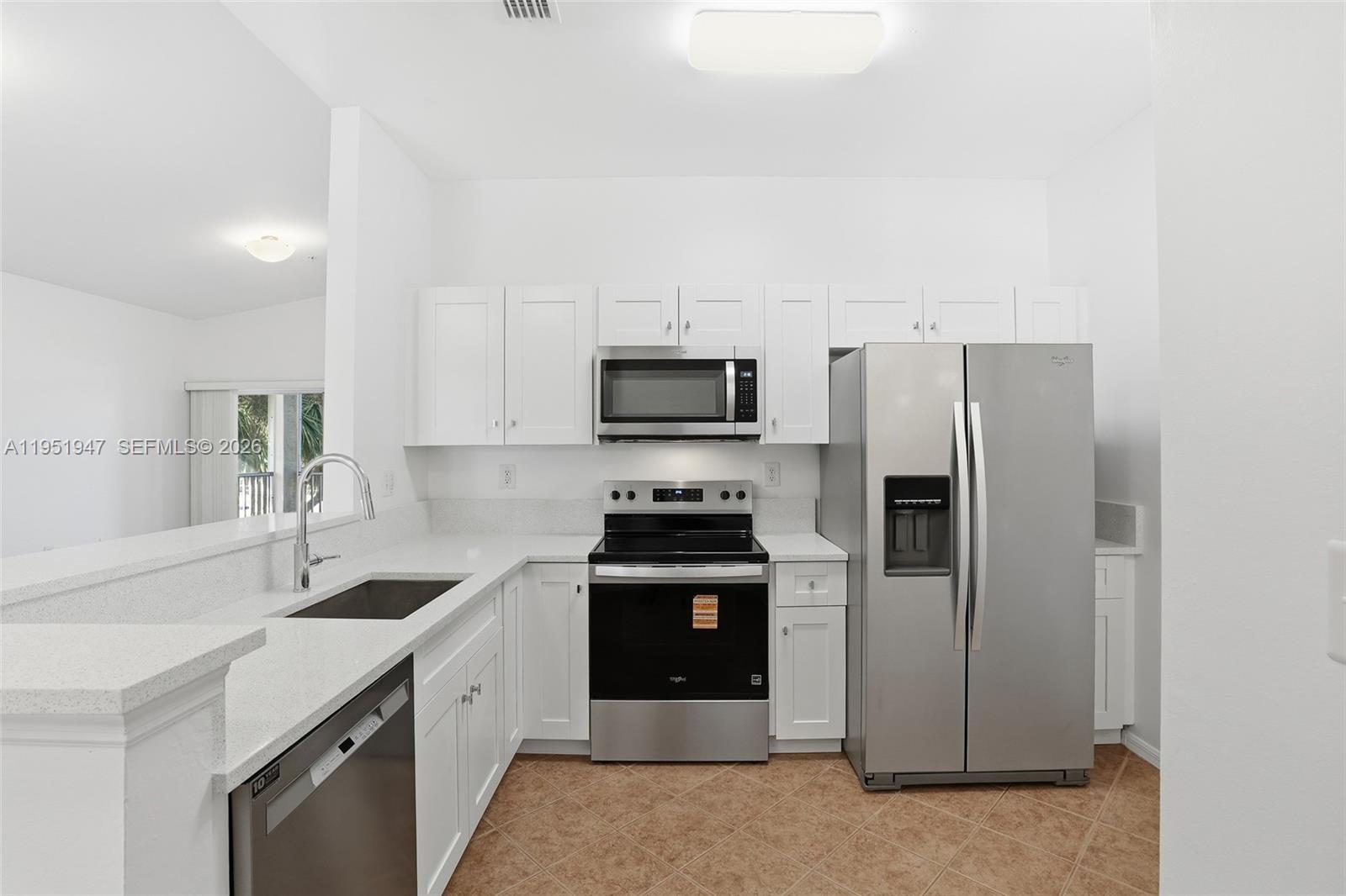 15401 Bellamar CIR 621