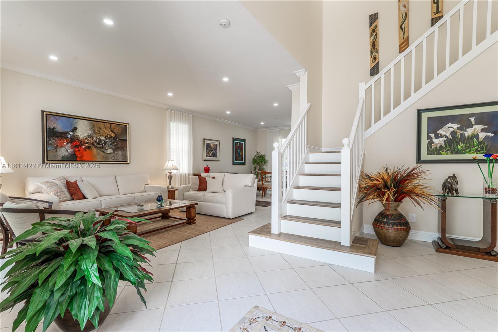 12655 NW 18th Mnr, Pembroke Pines, FL, 33028/$1,050,000 3 12655 NW 18th Mnr