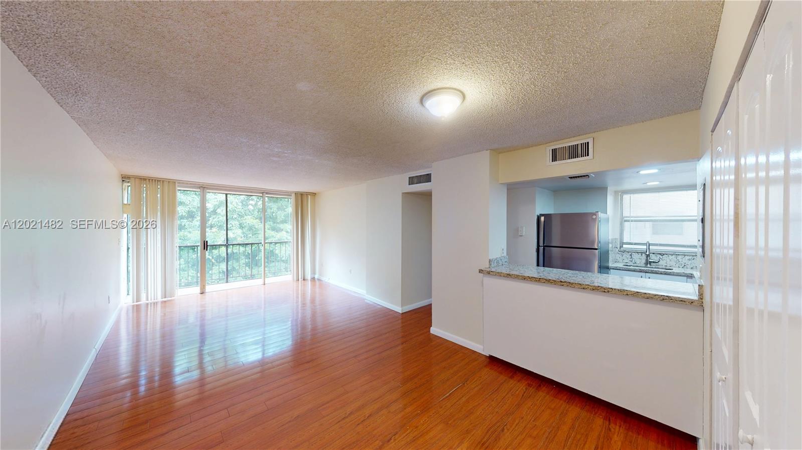 8860 Fontainebleau Blvd 405 - Image 1