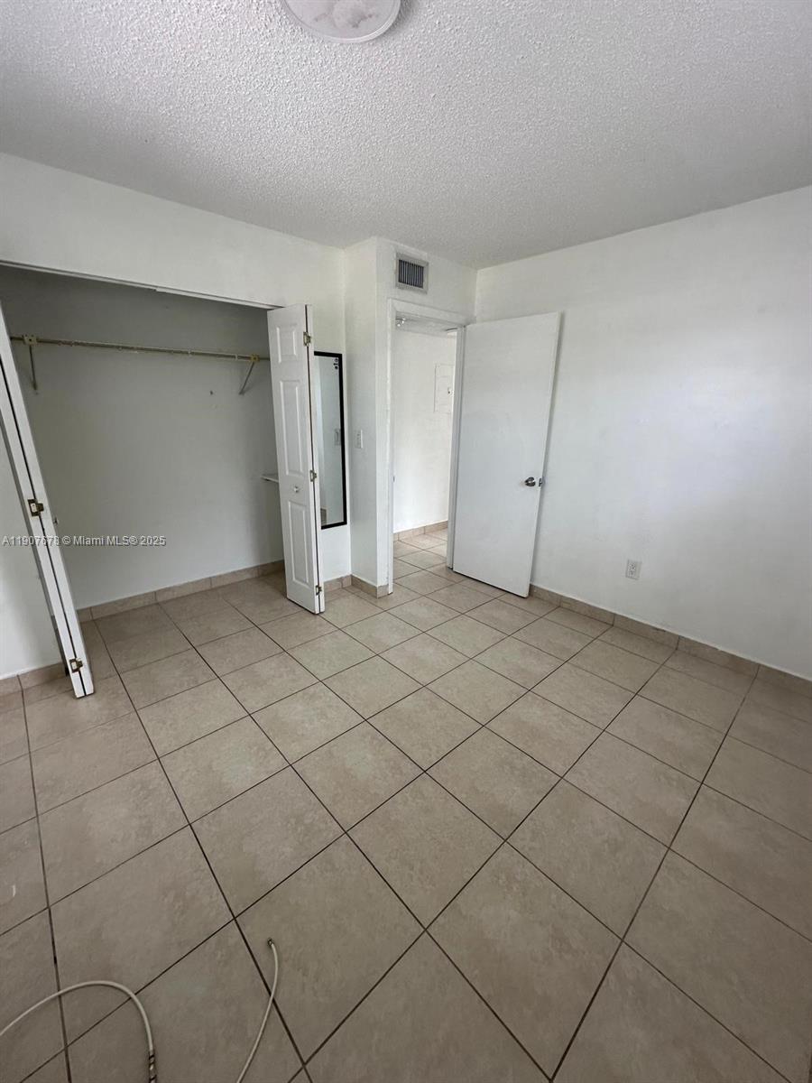 HIALEAH 13TH ADDN AMD PL - Residential Lease