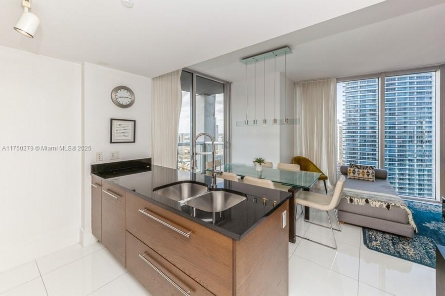 ICON BRICKELL CONDO NO 3 - Residential Lease