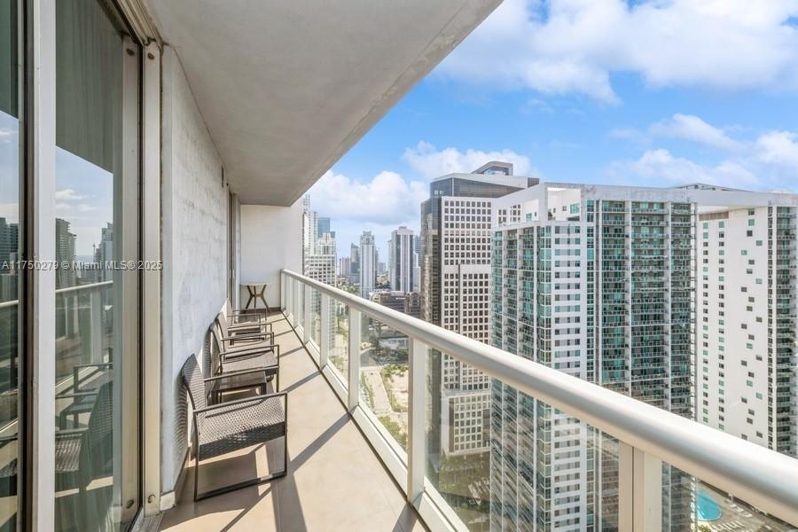 ICON BRICKELL CONDO NO 3 - Residential Lease