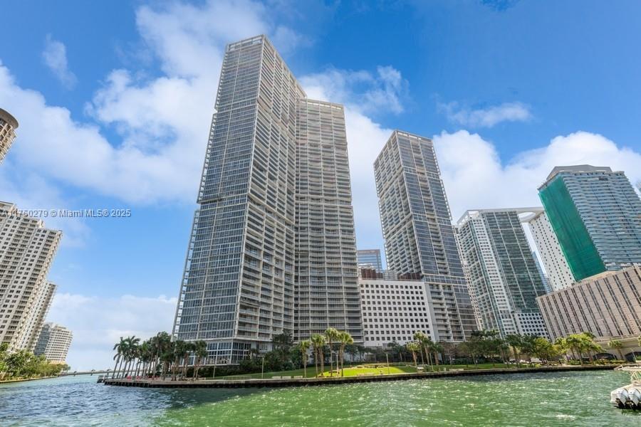 ICON BRICKELL CONDO NO 3 - Residential Lease