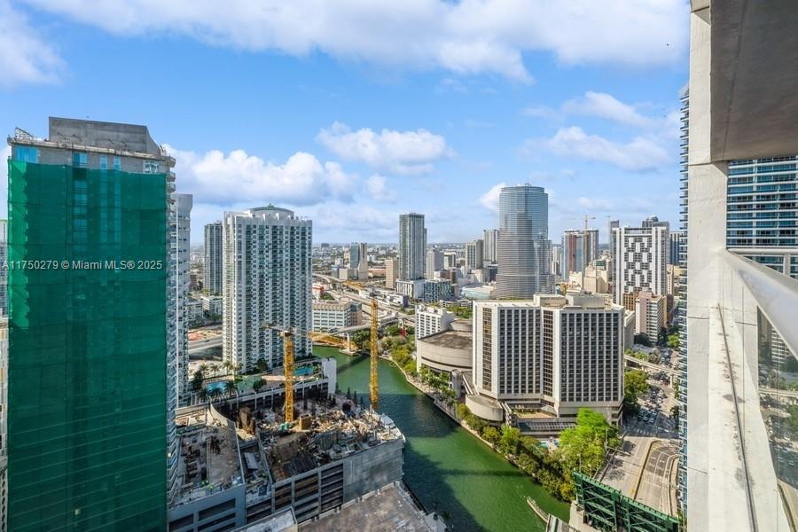 ICON BRICKELL CONDO NO 3 - Residential Lease