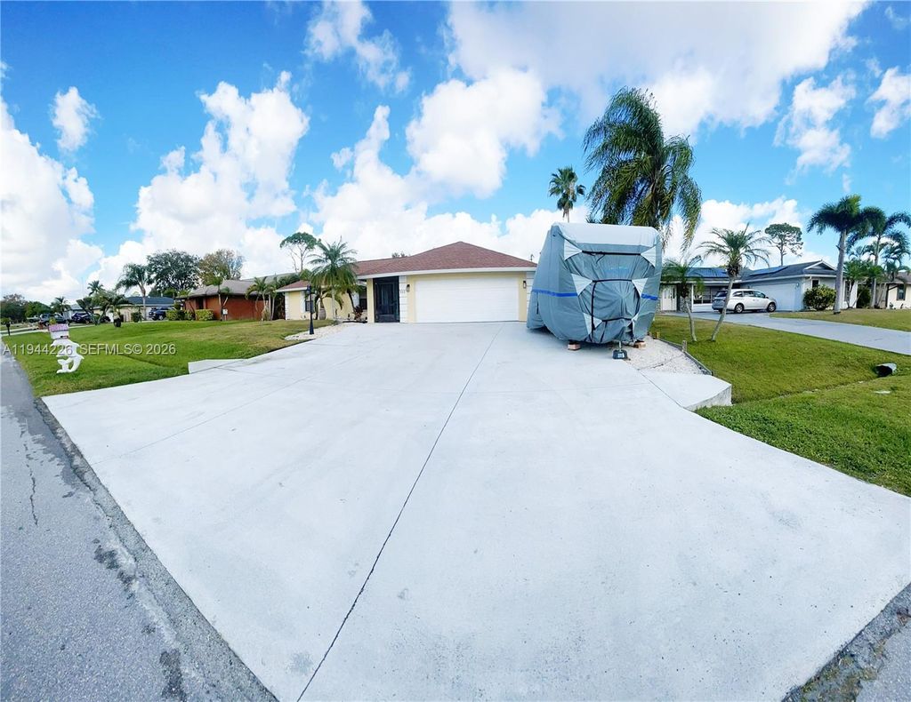 Photo of 357 NE Gulfstream Ave #-, Port St Lucie, FL 34983 (MLS # A11944226)