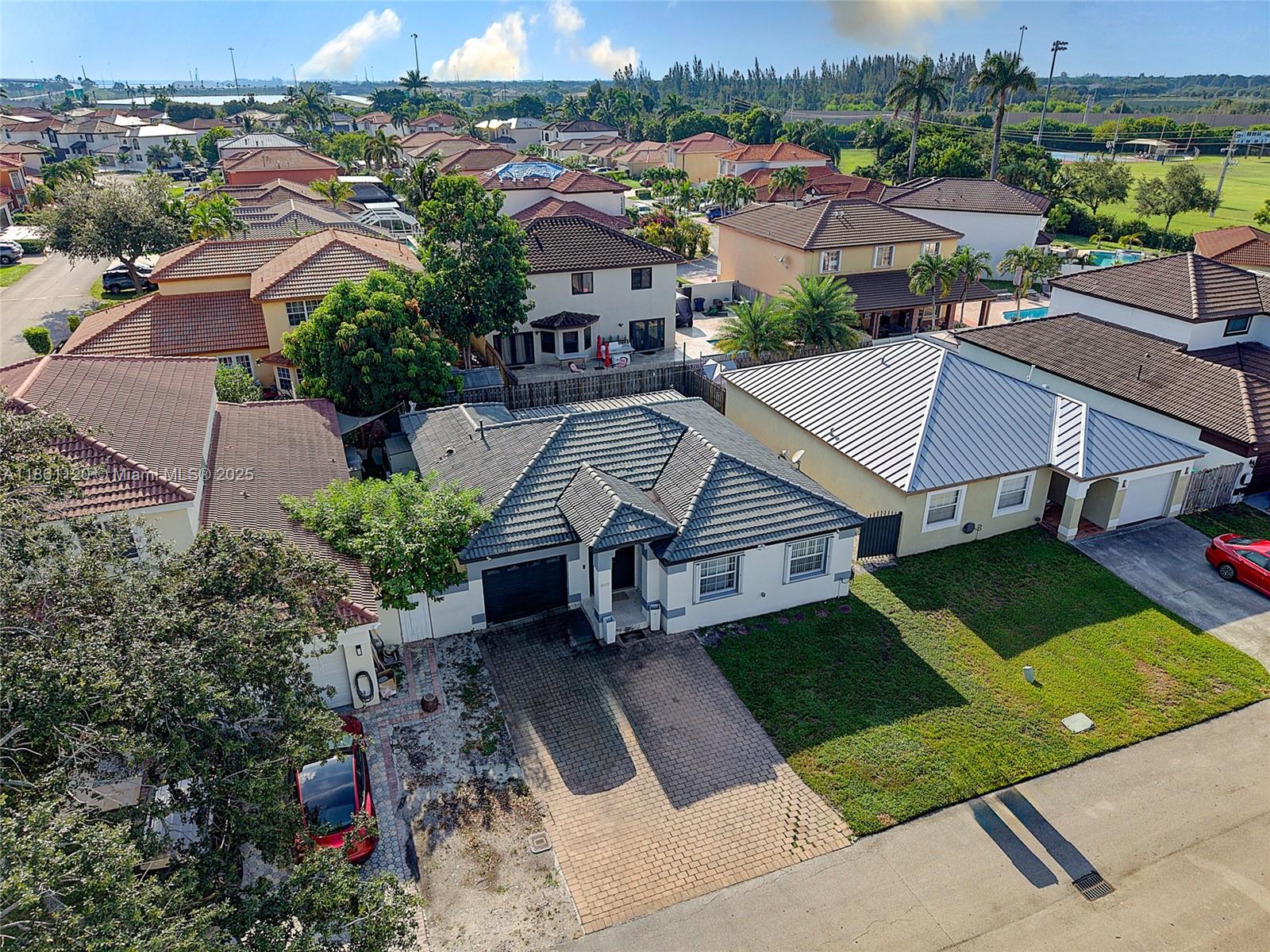 MARBELLA PARK - Residential
