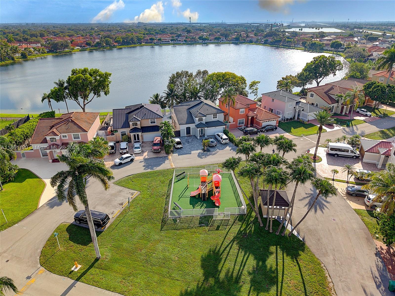 MARBELLA PARK - Residential