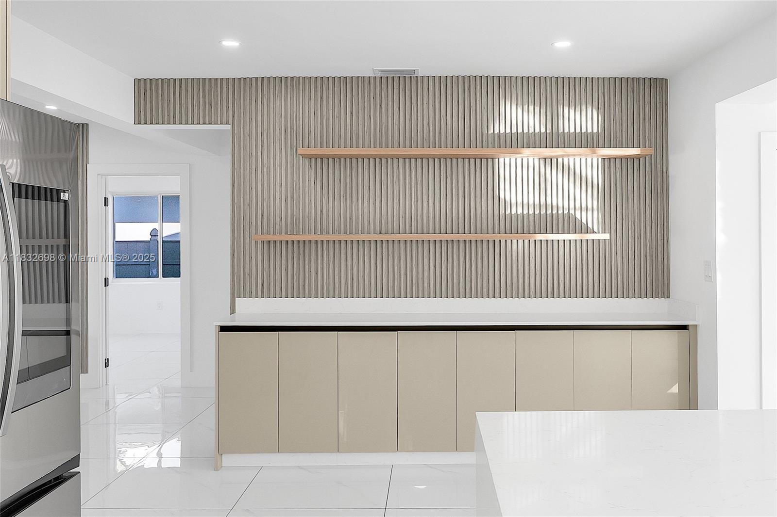 CORAL WAY CENTER AMD - Residential