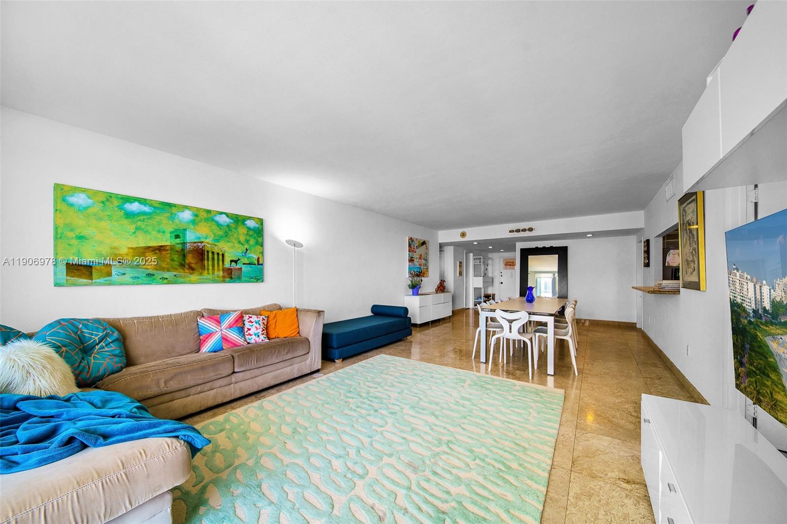 CORINTHIAN CONDO - Residential