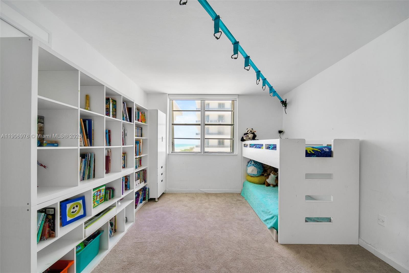 CORINTHIAN CONDO - Residential