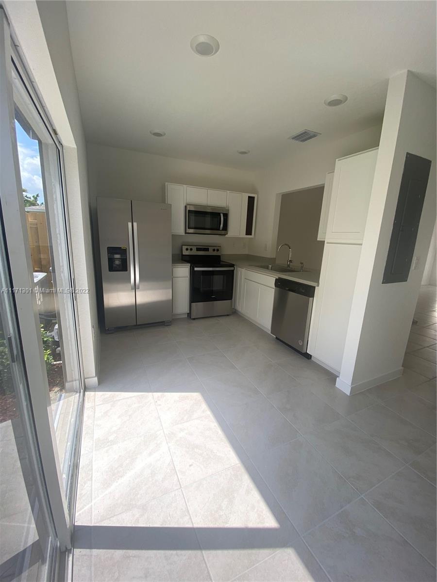 FVP SUBDIVISION - Residential Lease