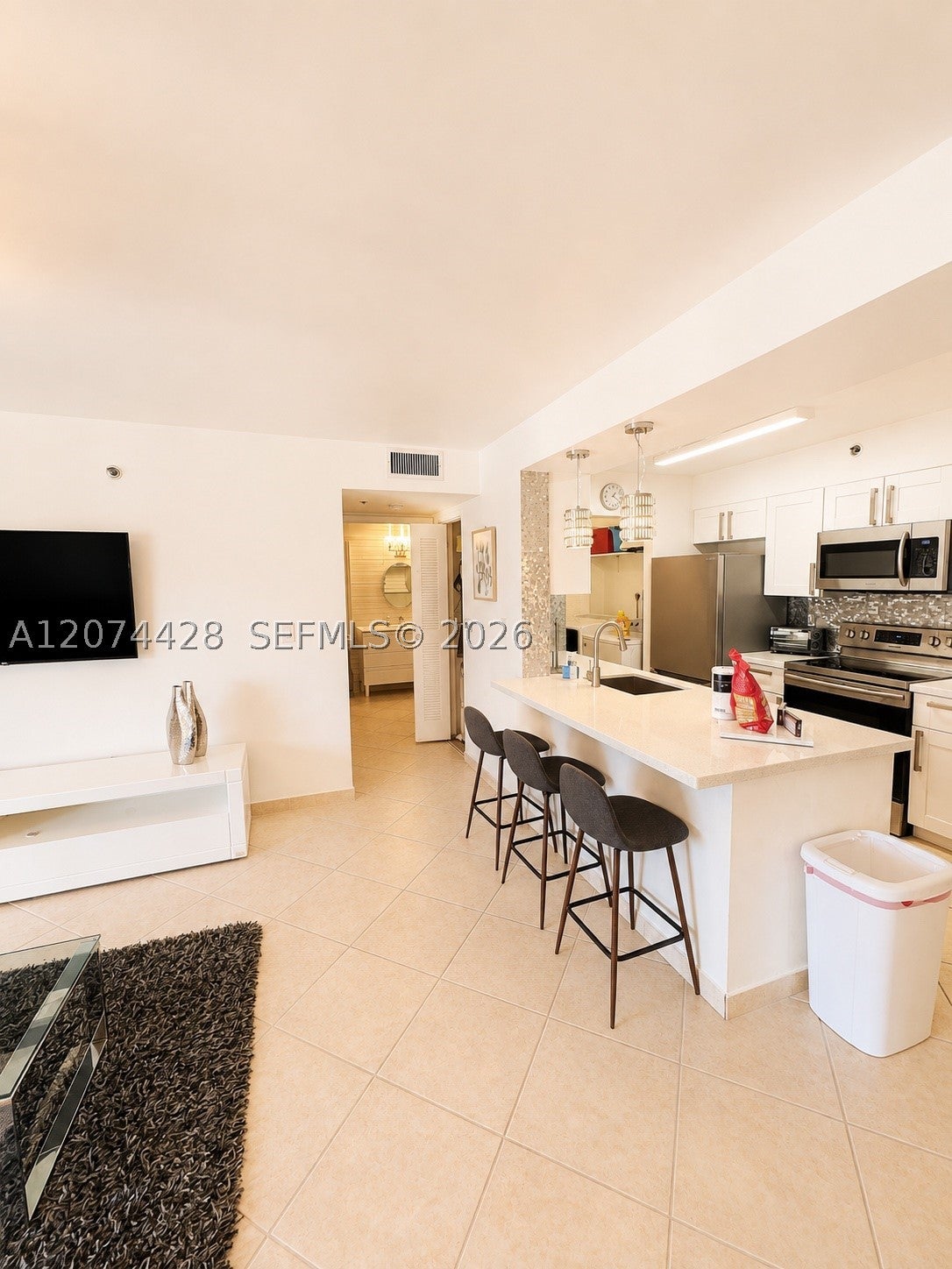 19701 E Country Club Dr 5605