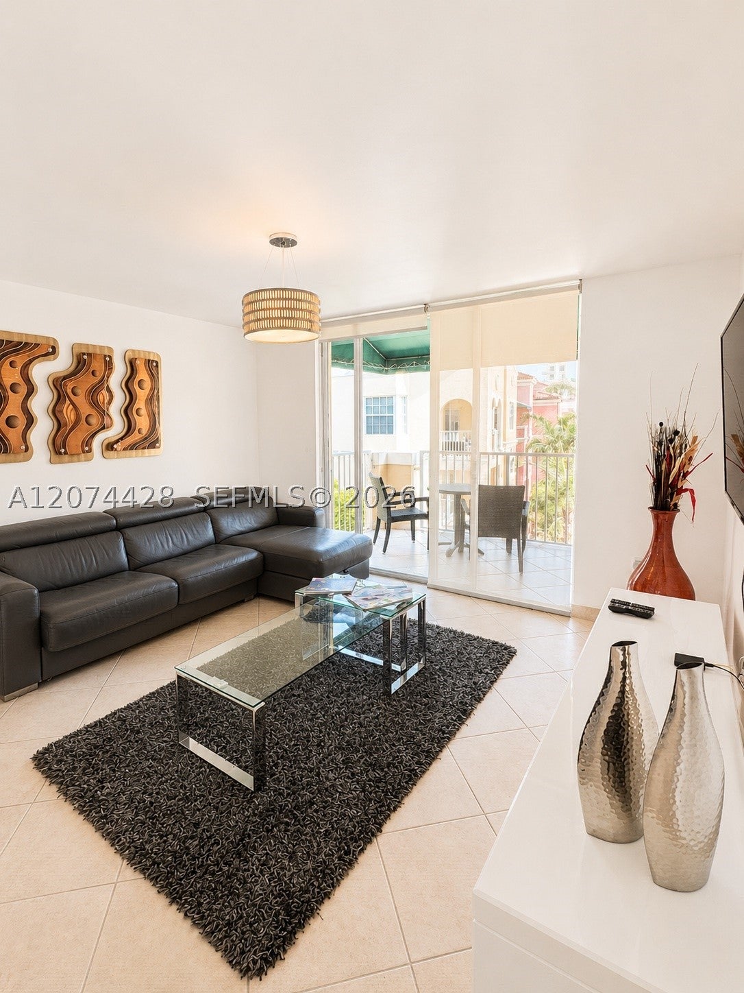 19701 E Country Club Dr