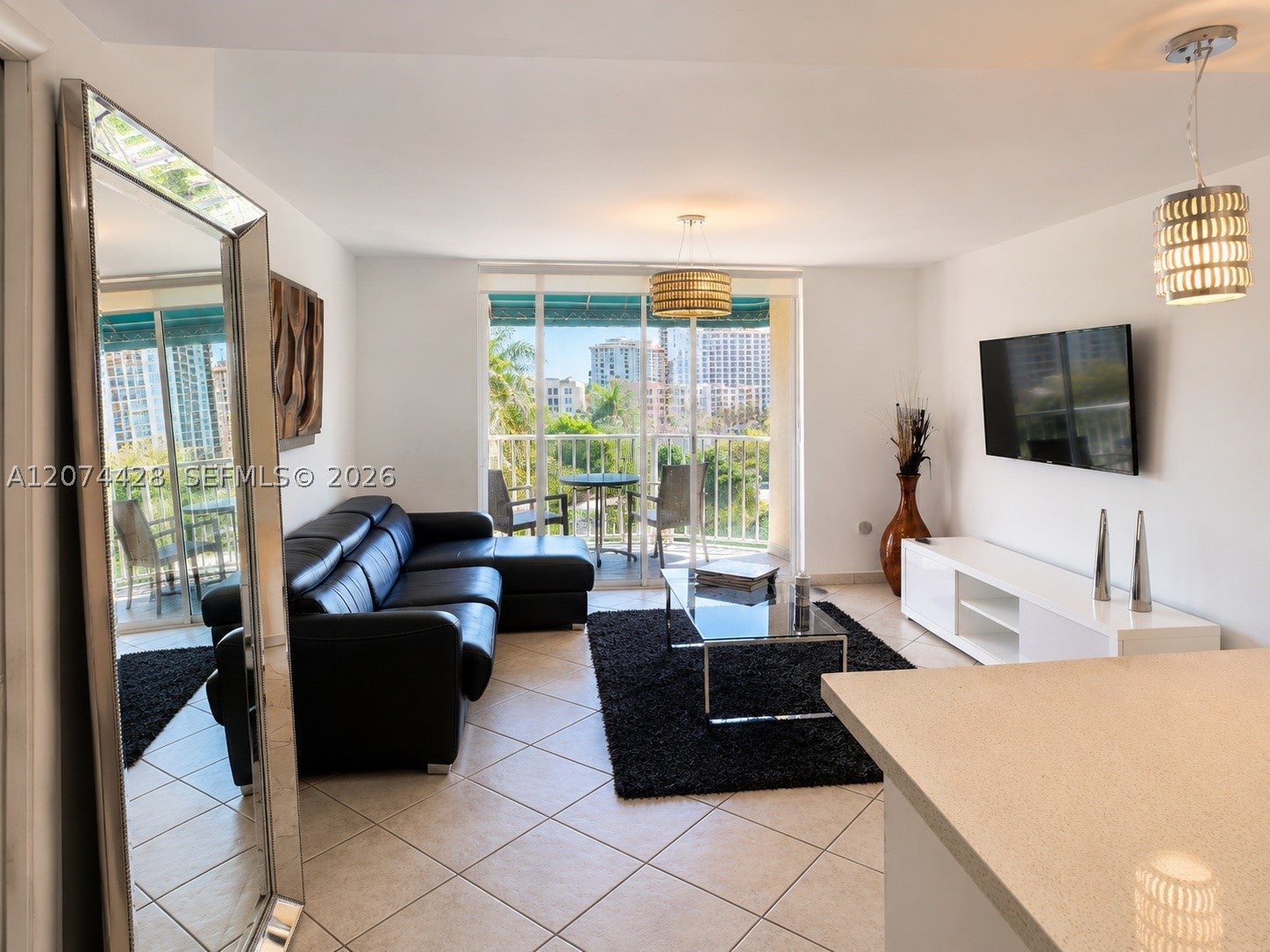 19701 E Country Club Dr 5605