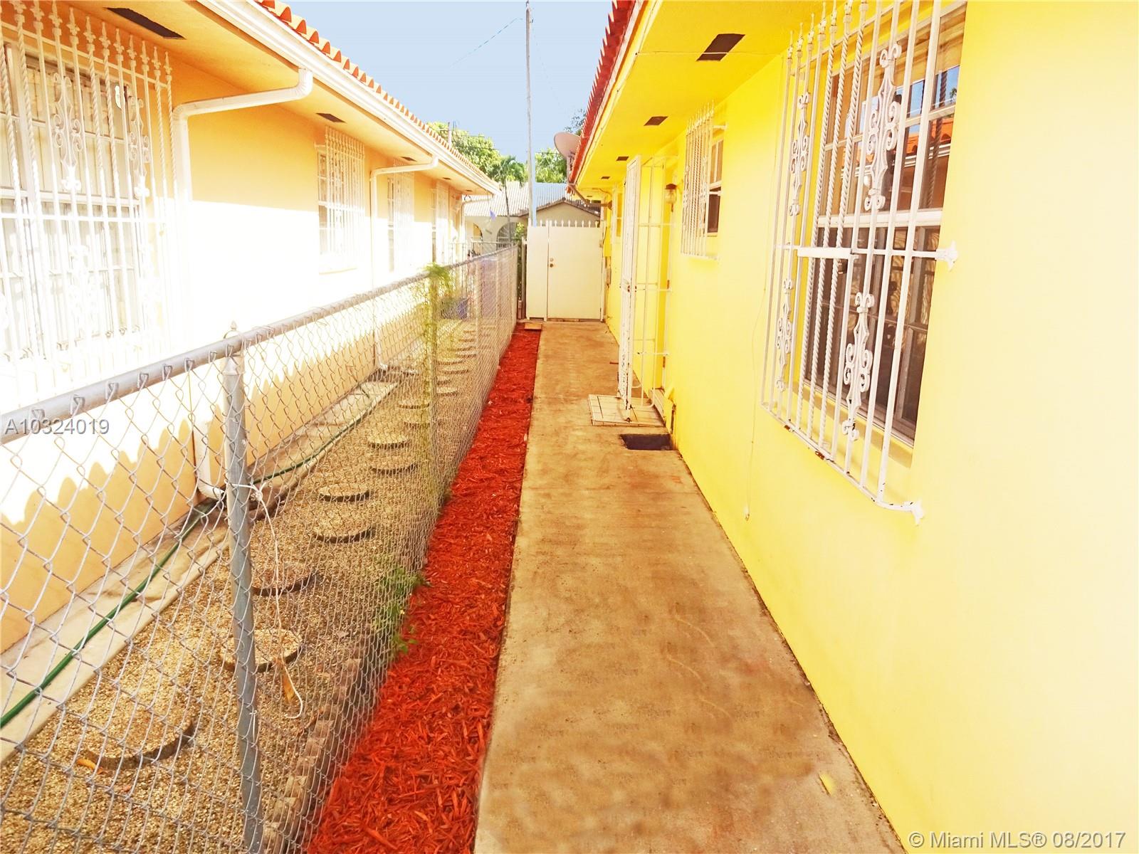 WESTLAWN-CORRECTED PLAT - Residential