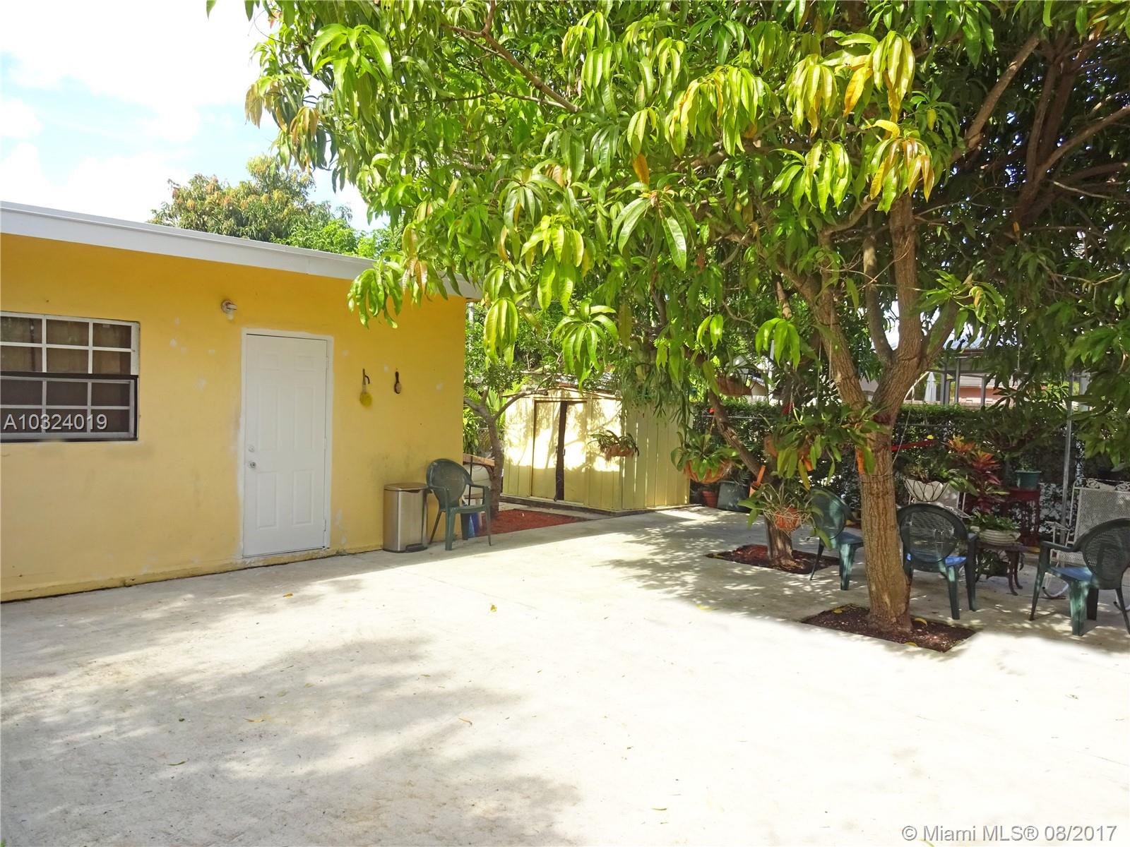 WESTLAWN-CORRECTED PLAT - Residential