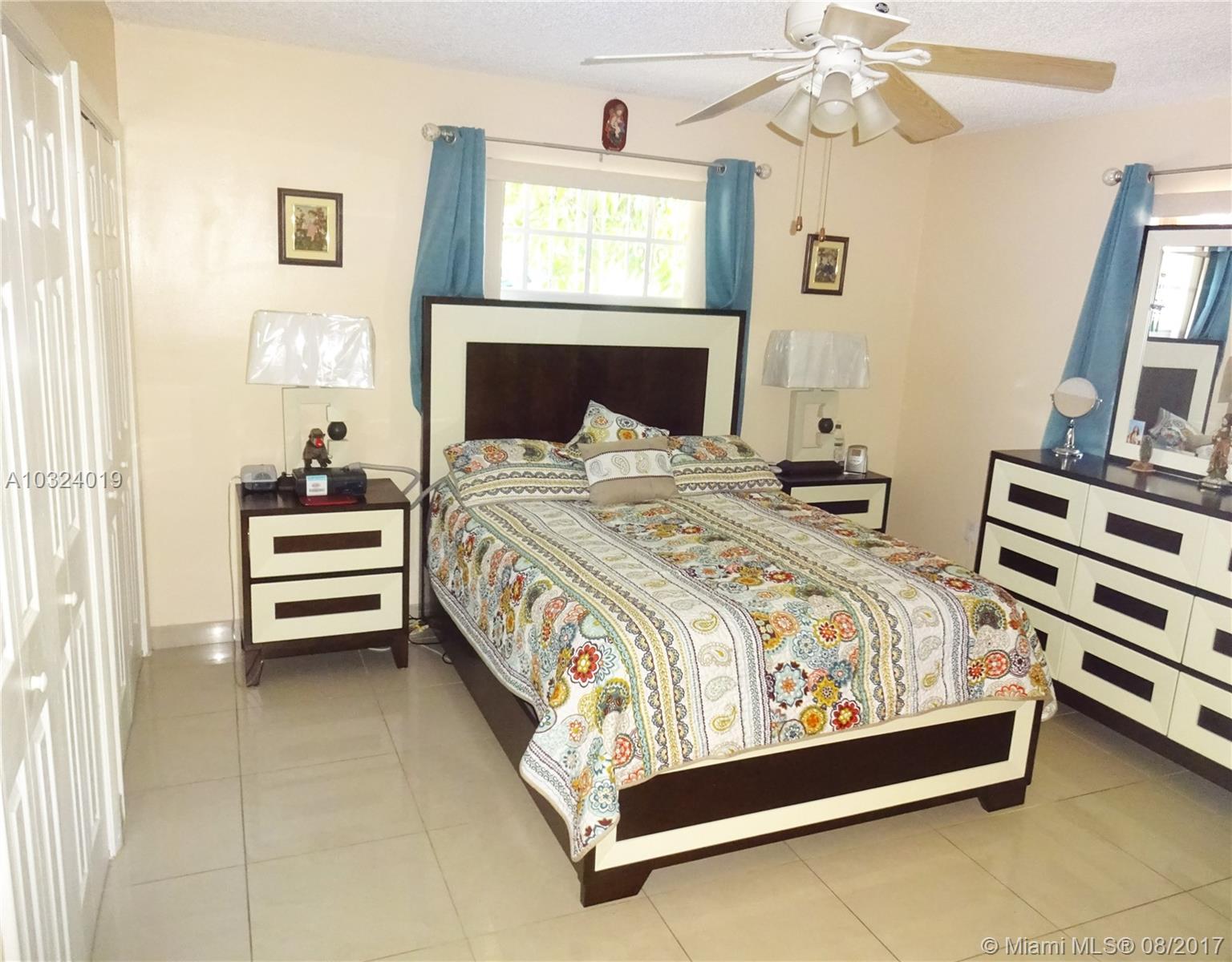 WESTLAWN-CORRECTED PLAT - Residential