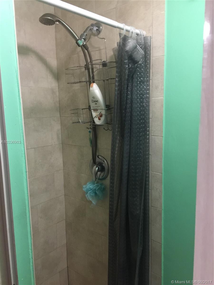 HAVEN LAKE PARK - Residential