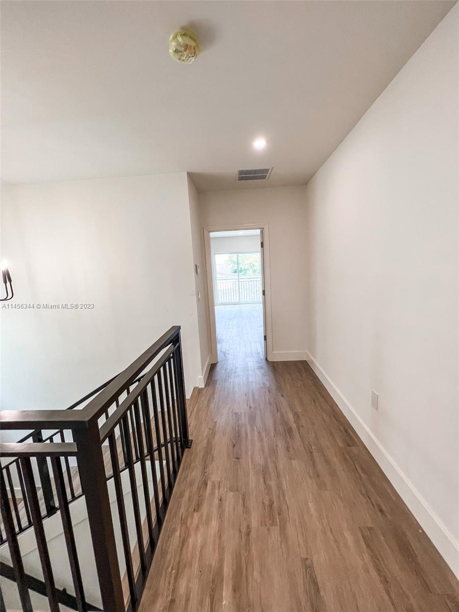 CASAVISTA TOWNHOMES - Residential