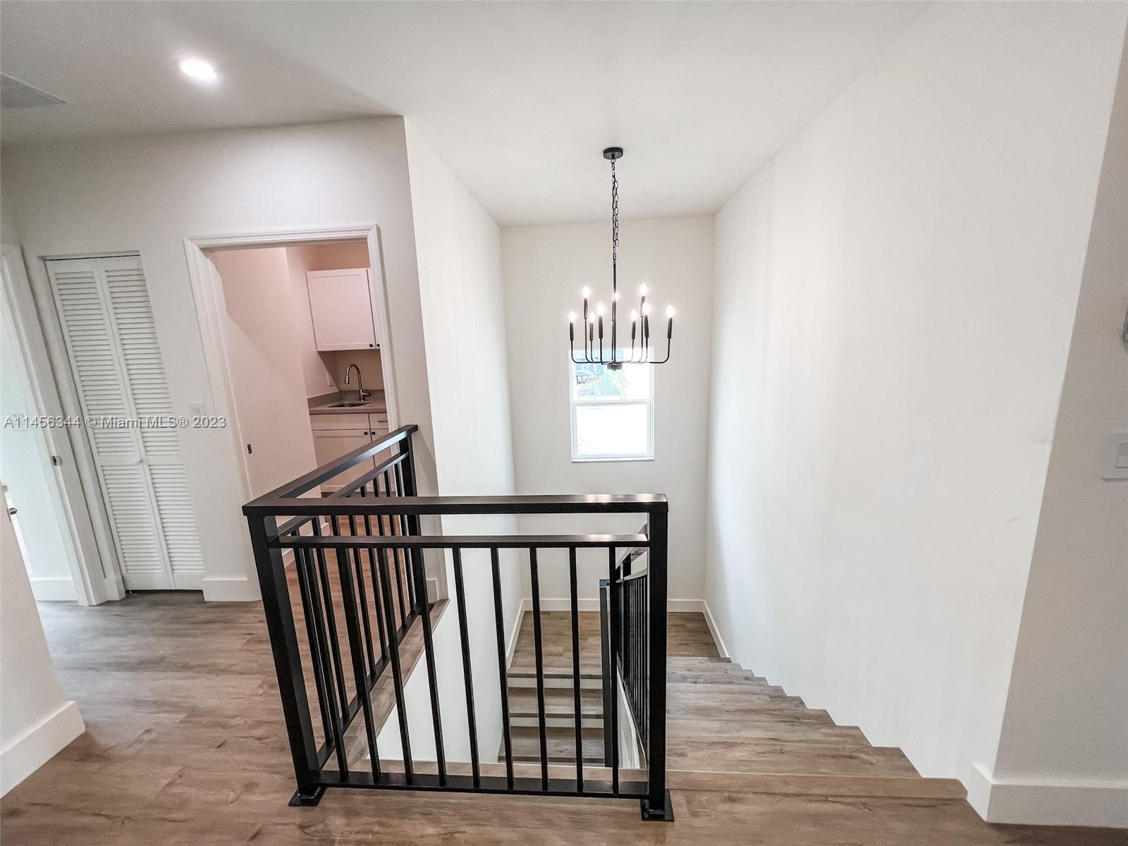 CASAVISTA TOWNHOMES - Residential