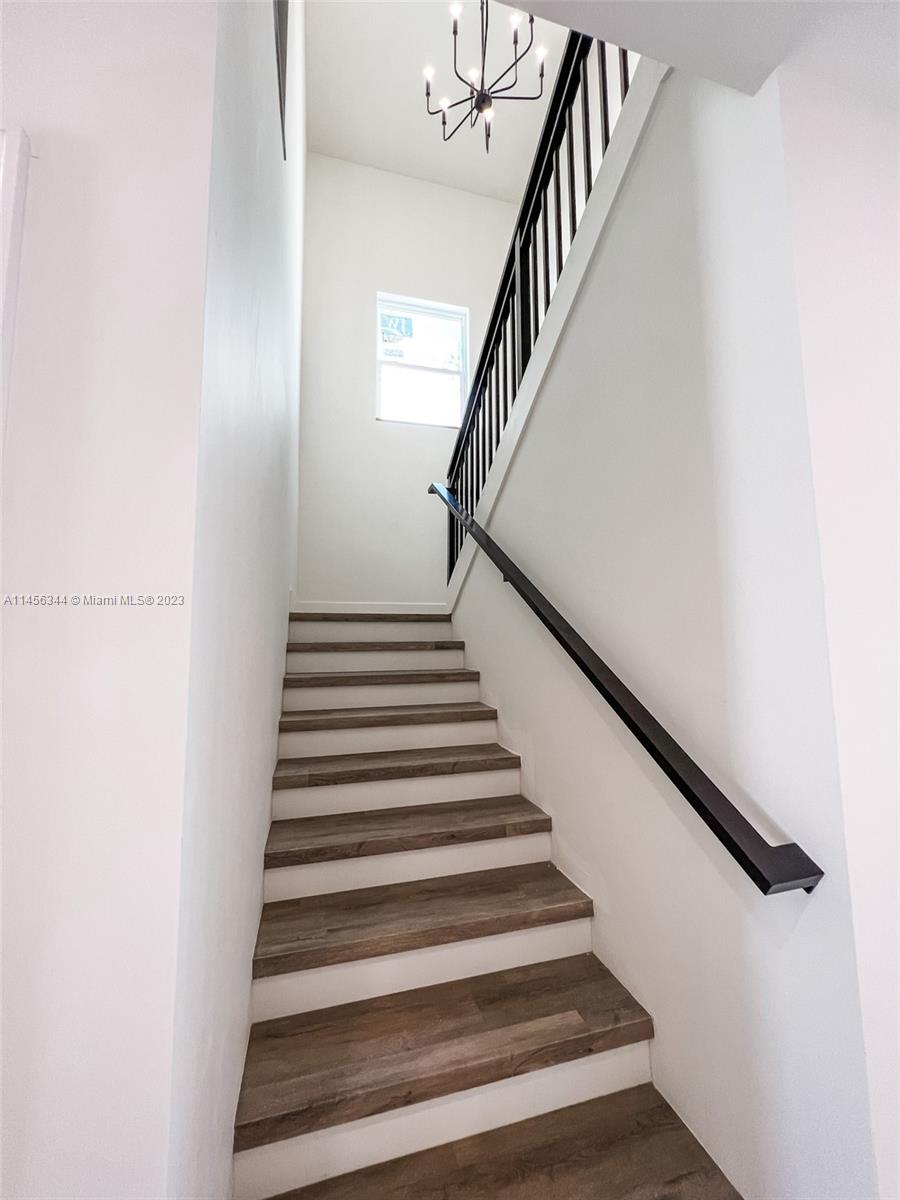 CASAVISTA TOWNHOMES - Residential
