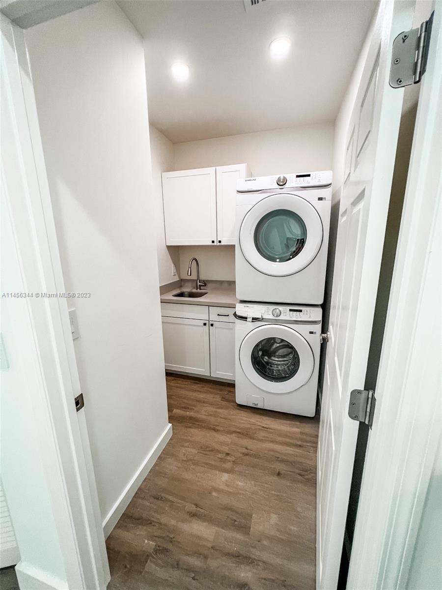 CASAVISTA TOWNHOMES - Residential