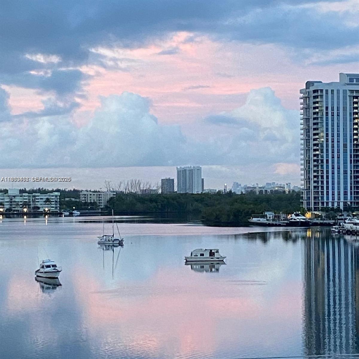 2903 Point East Dr K611