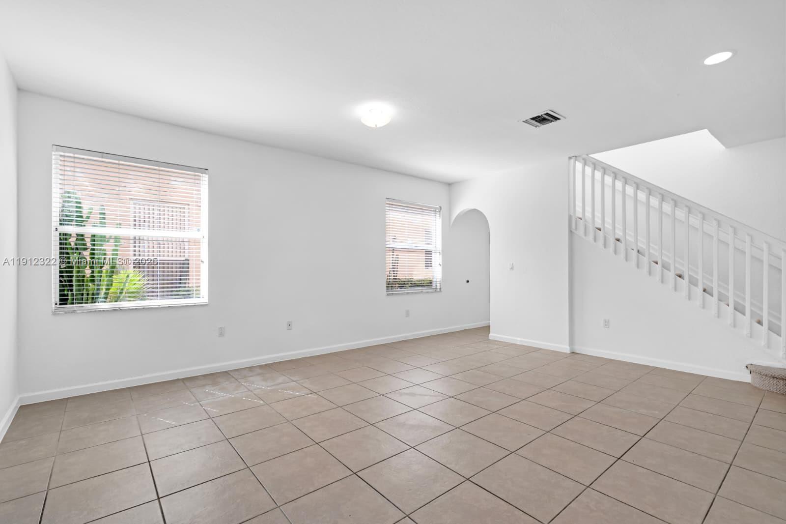 PORTOFINO PALMS - Residential Lease