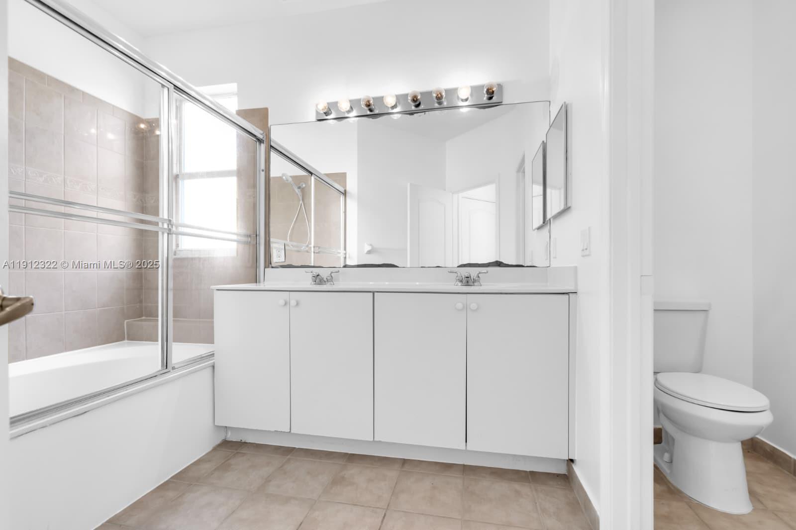 PORTOFINO PALMS - Residential Lease