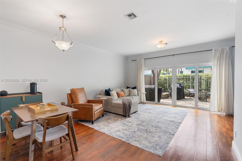 Photo of 835 NE 19th Ave #2, Fort Lauderdale, FL 33304 (MLS # A12010889)