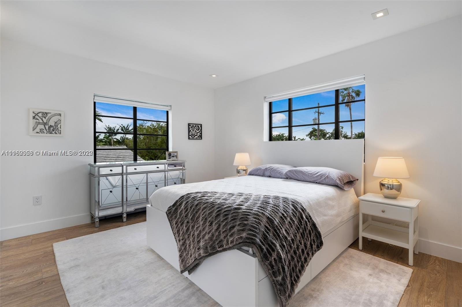 BEACH VIEW ADDN - Residential