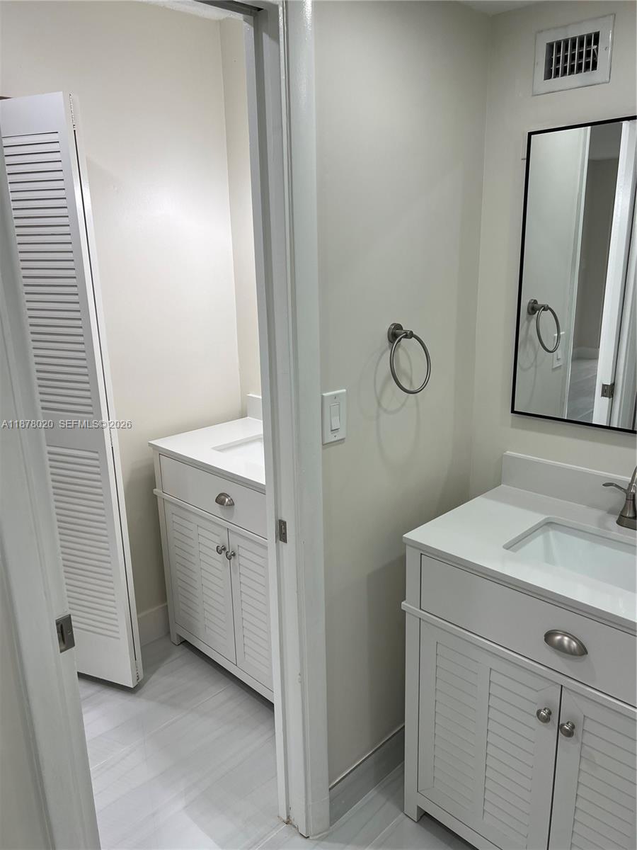 HI-GREENS OF INVERRARY - Residential