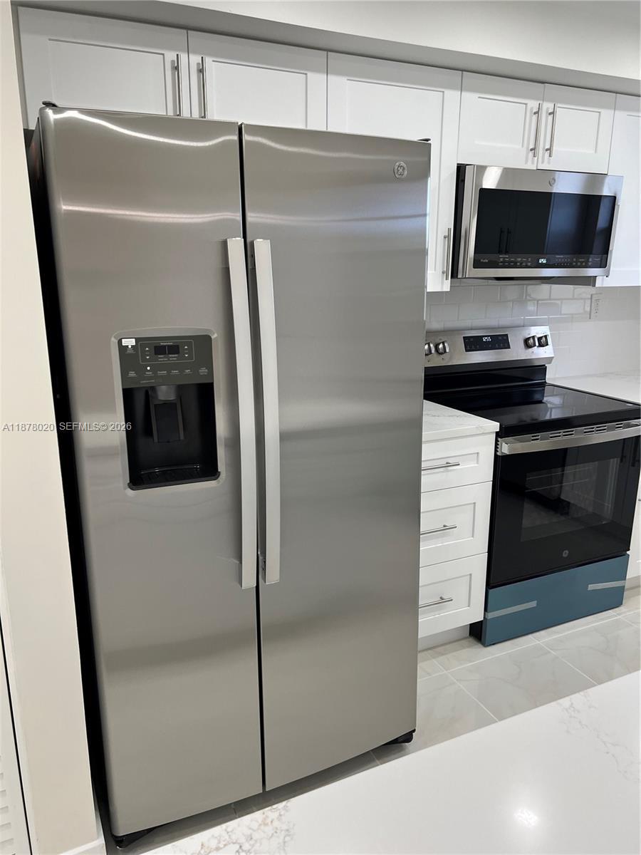 HI-GREENS OF INVERRARY - Residential